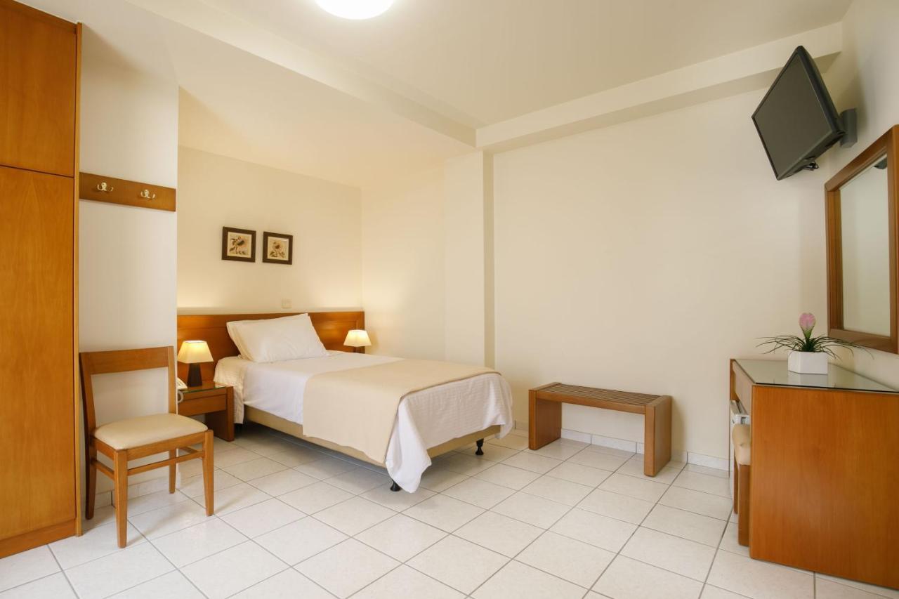 Hotel Athina Lamía Eksteriør billede