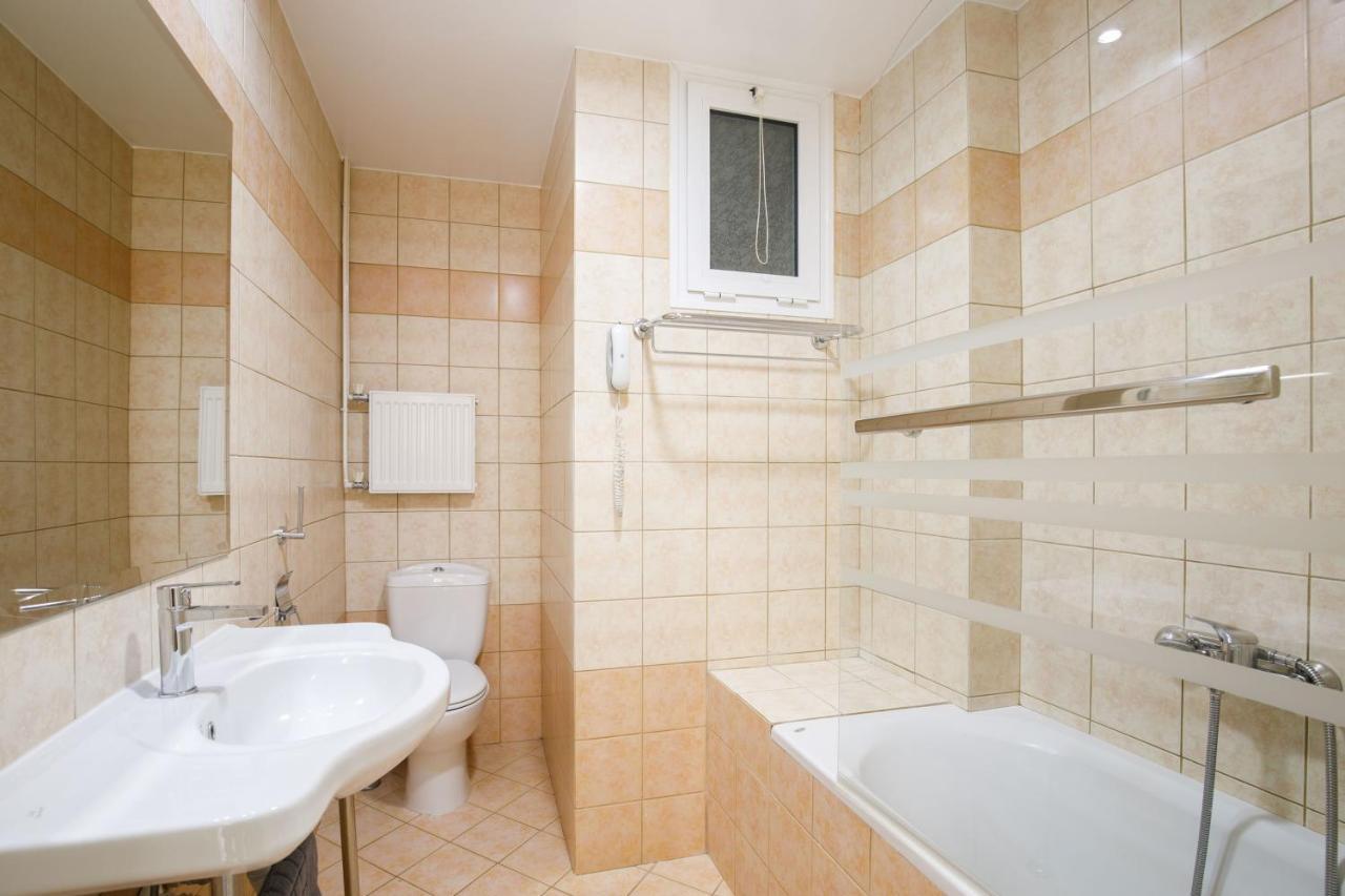 Hotel Athina Lamía Eksteriør billede