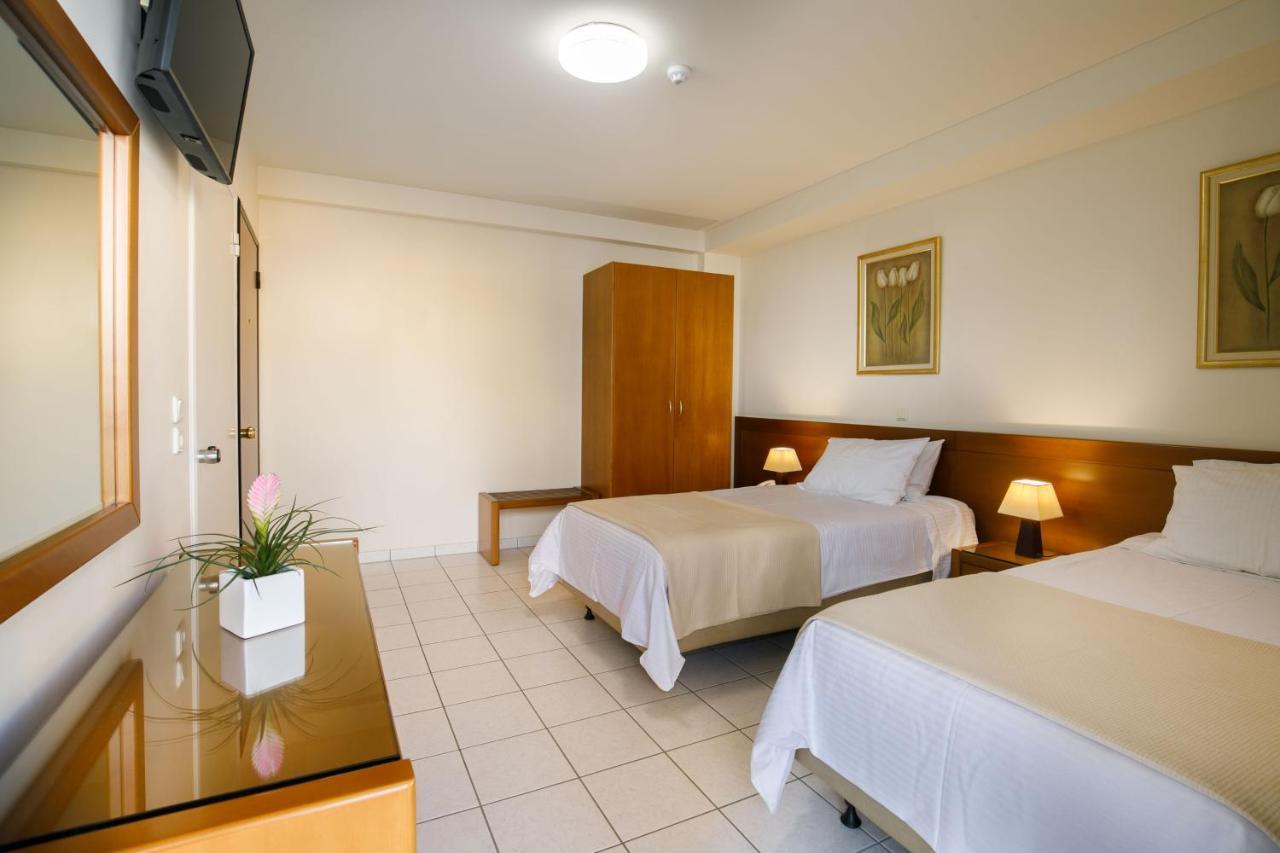 Hotel Athina Lamía Eksteriør billede